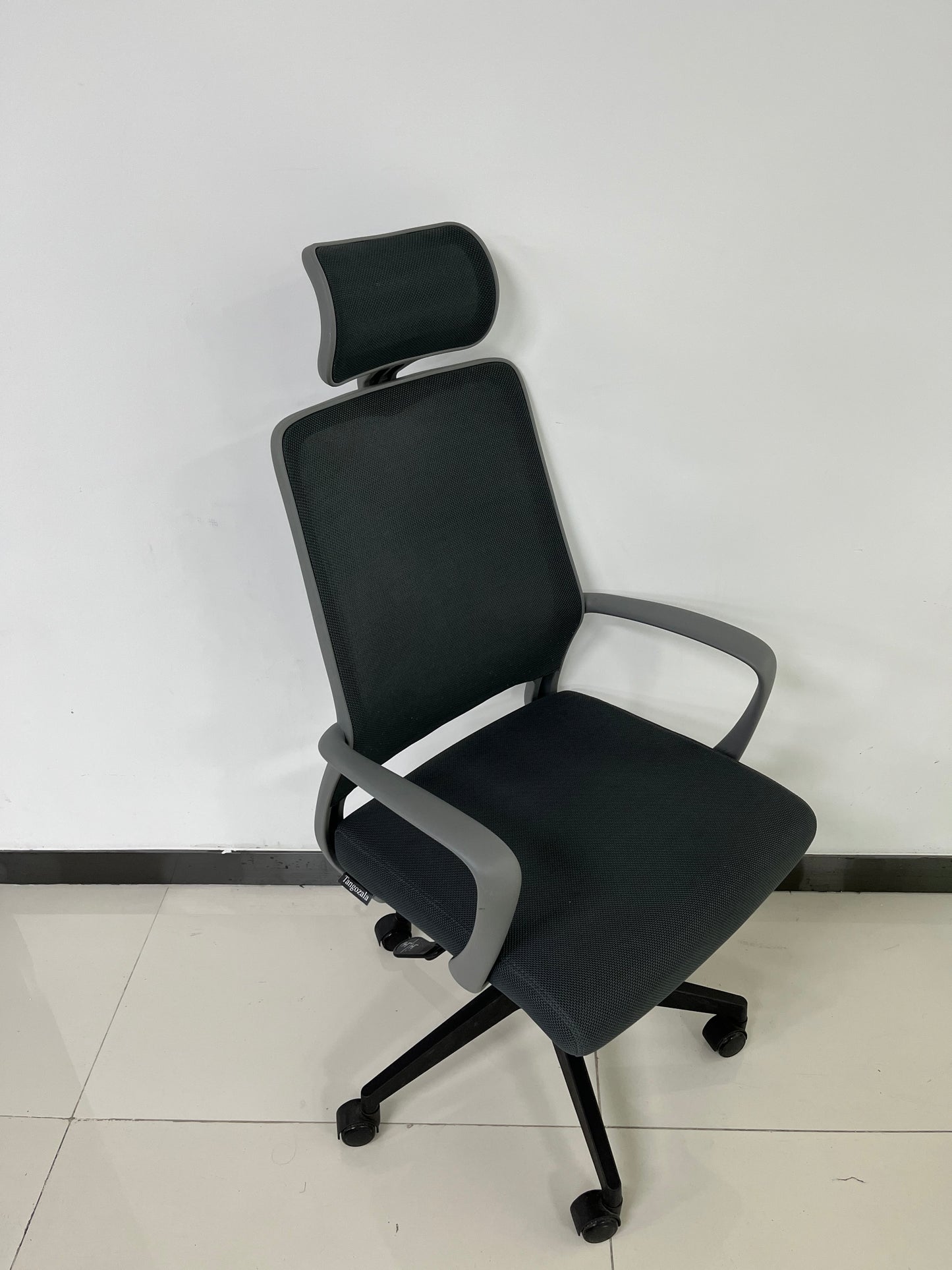 Tangozala Office Chair - Adjustable Seat Height with Headrest for Home Office