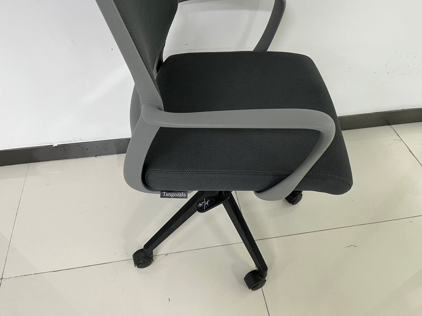 Tangozala Office Chair - Adjustable Seat Height with Headrest for Home Office